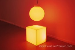 Sphère en plastique Triangle du cube rouge Sphère en plastique Triangle du cube rouge
