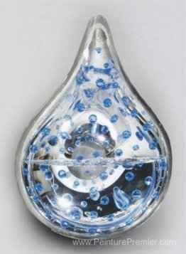 Gota de aguya y aredobas azules
