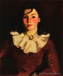 Portrait de Cara dans une robe rouge