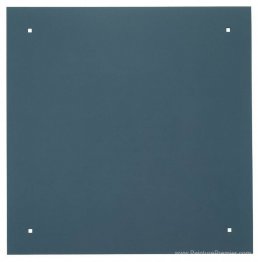 Peinture avec quatre trous carrés