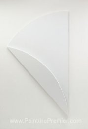 Soulagement blanc sur le blanc