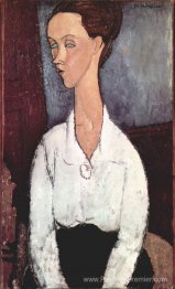 Portrait de Lunia Czechowska en chemisier blanc