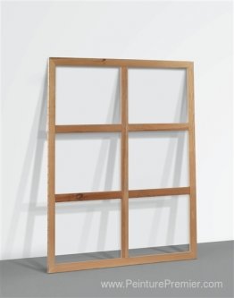 Civière (recouverte d'une feuille de plastique transparent) Civière (recouverte d'une feuille de plastique transparent)