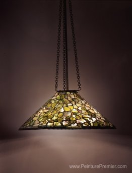 Obeille suspendue. Conception de cornouille Obeille suspendue. Conception de cornouille