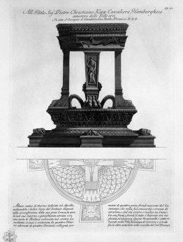 Trépied en marbre dédié à Apollon, trouvé dans la villa de Cicer Trépied en marbre dédié à Apollon, trouvé dans la villa de Cicer