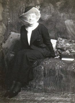Thilda H. - La dame voilée Thilda H. - La dame voilée