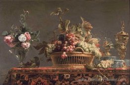 Raisins dans un panier et roses dans un vase Raisins dans un panier et roses dans un vase