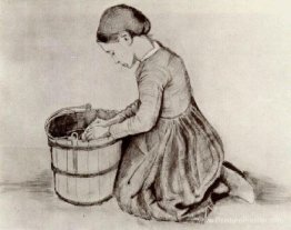 Fille à genoux devant un seau Fille à genoux devant un seau