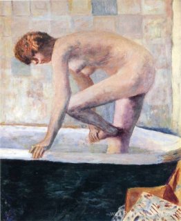 Les pieds de lavage nu dans une baignoire Les pieds de lavage nu dans une baignoire