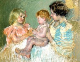 Sara et sa mère avec le bébé Sara et sa mère avec le bébé