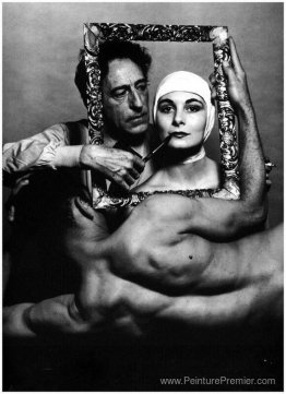 Jean Cocteau avec l'actrice Ricki Soma et la danseuse Leo Colema Jean Cocteau avec l'actrice Ricki Soma et la danseuse Leo Colema