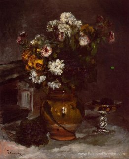 Fleurs dans un vase et un verre de champagne Fleurs dans un vase et un verre de champagne
