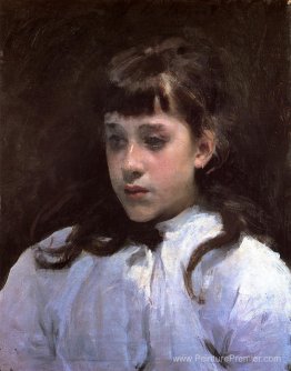 Jeune fille portant un chemisier en mousseline blanc Jeune fille portant un chemisier en mousseline blanc