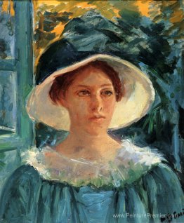 Jeune femme en plein air au soleil Jeune femme en plein air au soleil