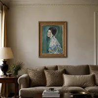 Portrait d'une femme — Hôtel de charme