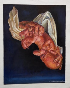 Nouveau-né aux mains