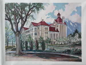 L'ancien bâtiment dans le stand des arbres